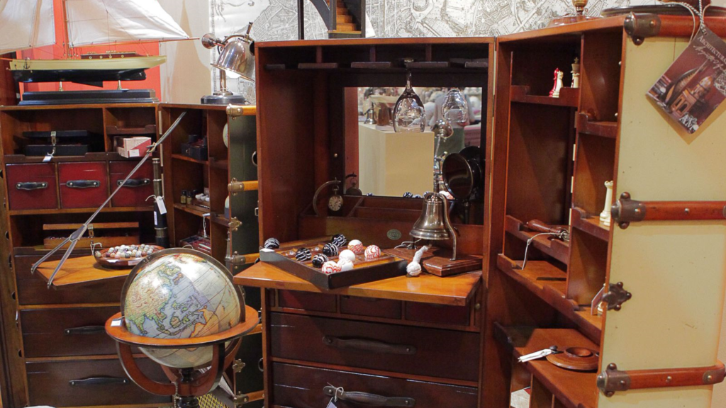 AM Collection  – Roma